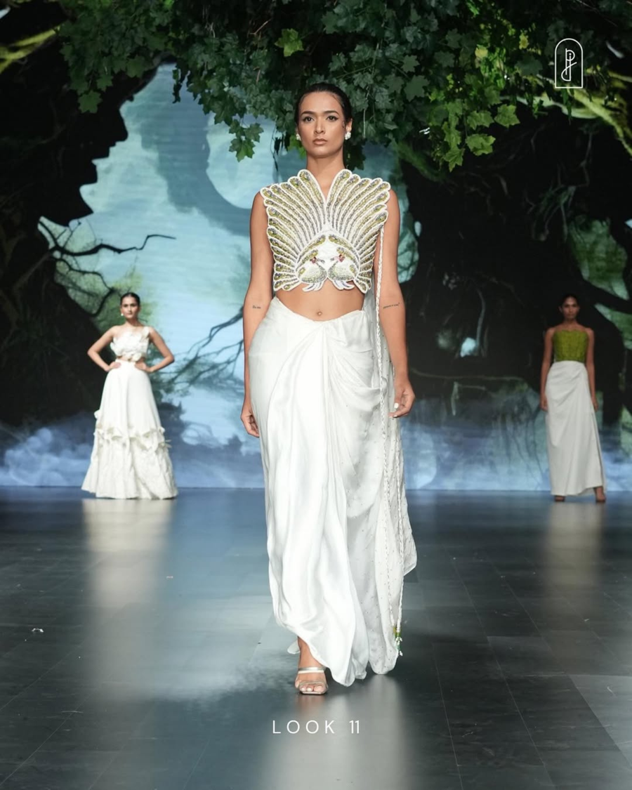 Look 11