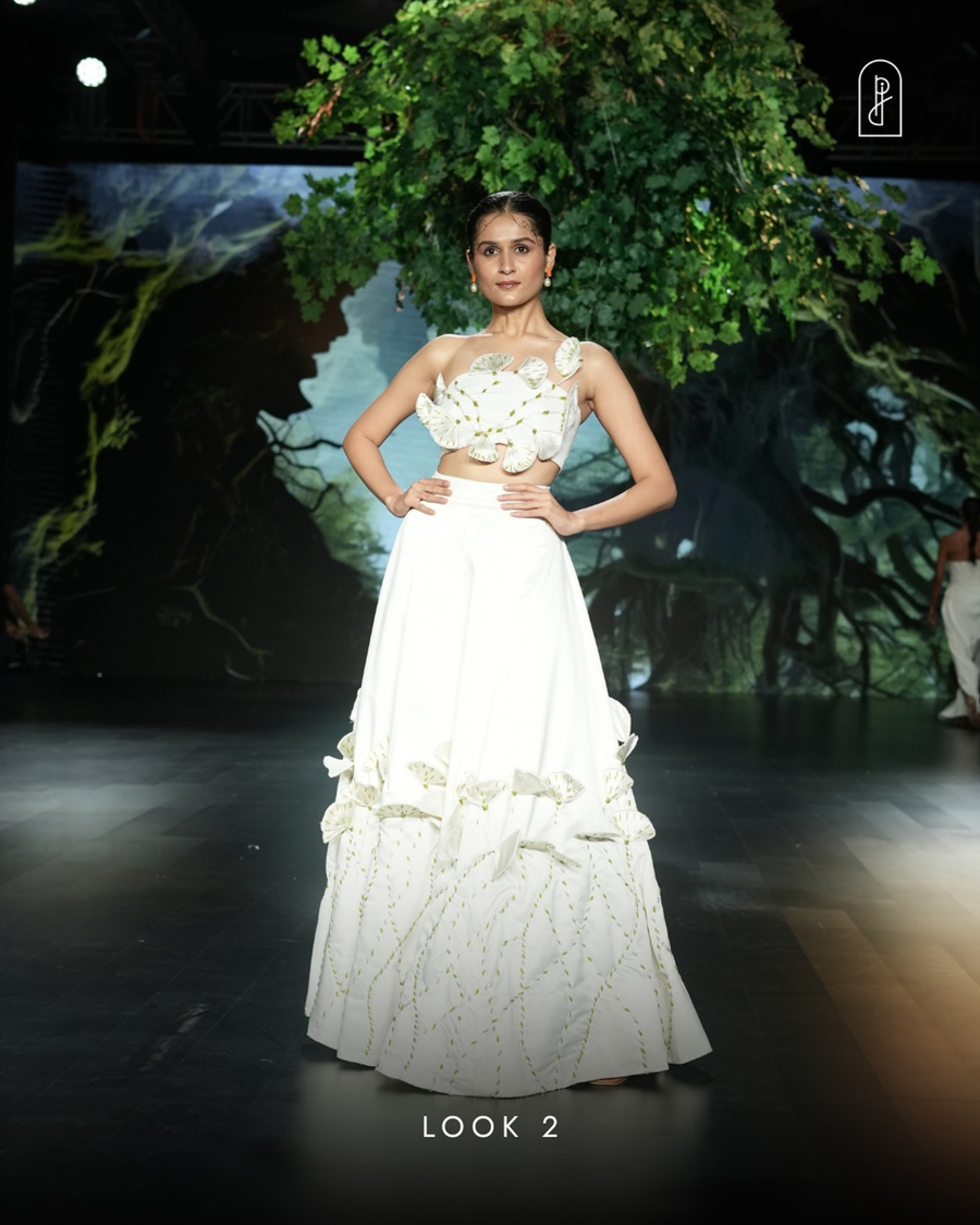 Look 2