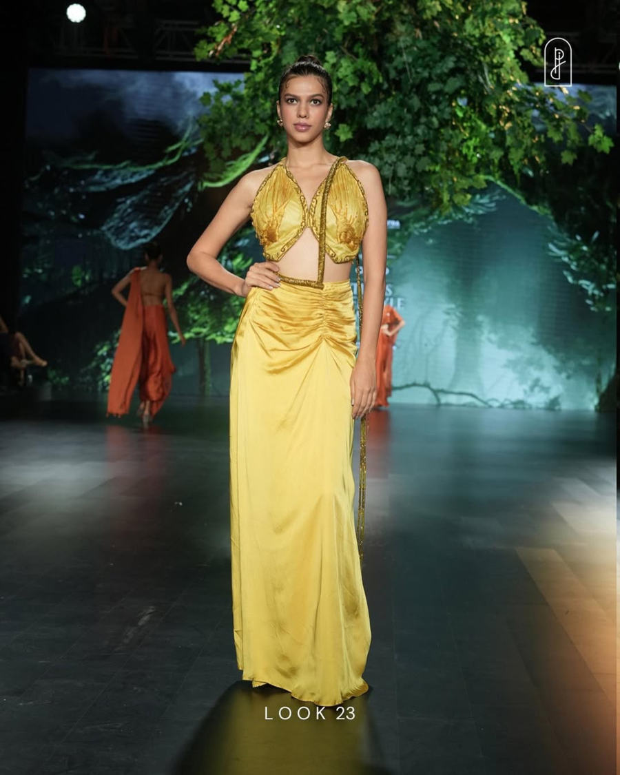 Look 23