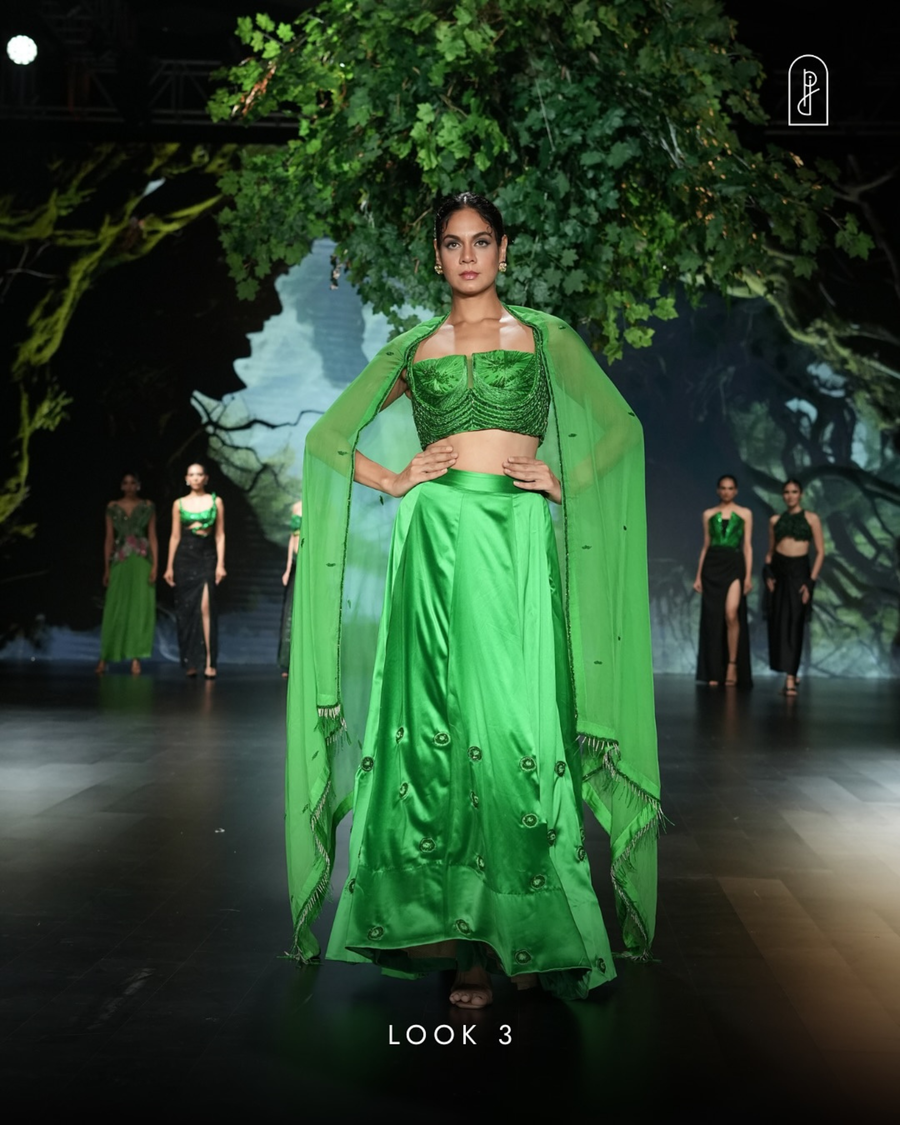Look 3